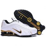 NIKE SHOX R4 «White Black Gold» - Imagen 2