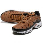 NIKE TN AIR MAX PLUS «Brown» - Imagen 3