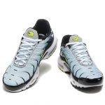 NIKE TN AIR MAX PLUS «Hyper Jade Volt» - Imagen 3