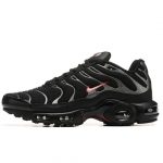 NIKE TN AIR MAX PLUS «Carbon Fiber»