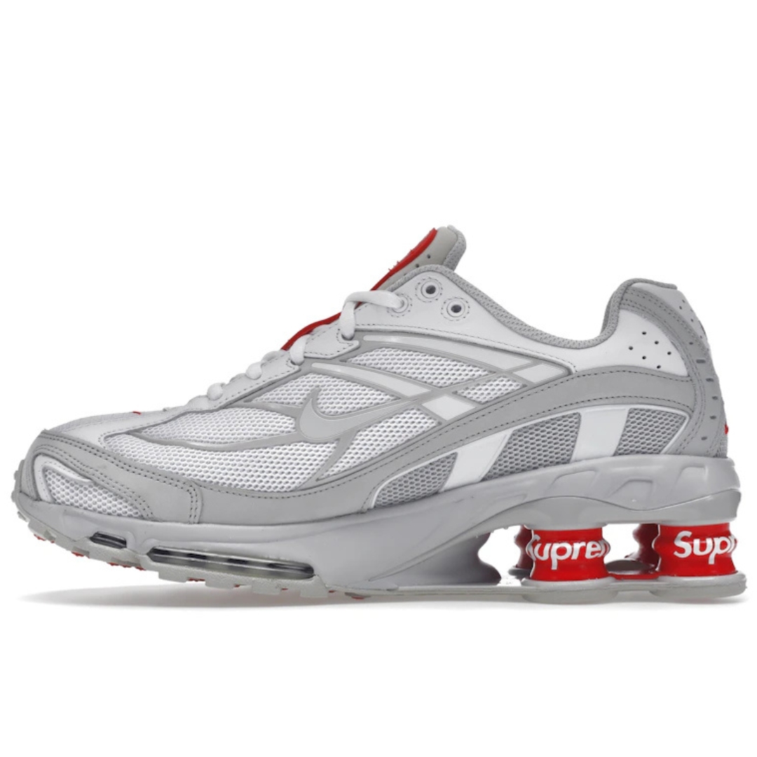 NIKE SHOX R4 x SUPREME «White» - Imagen 1