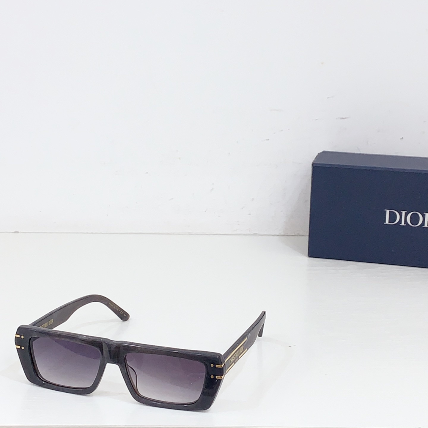 94298463 SINGLASSES DIOR DSGTS2UXR size 56口16-145 - Imagen 1