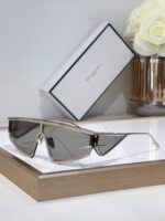 SINGLASSES GIVENCHY GV60015U Size：68口4 138 - Imagen 3