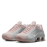 Nike Shox R4 in the "Barely Rose" - Imagen 2