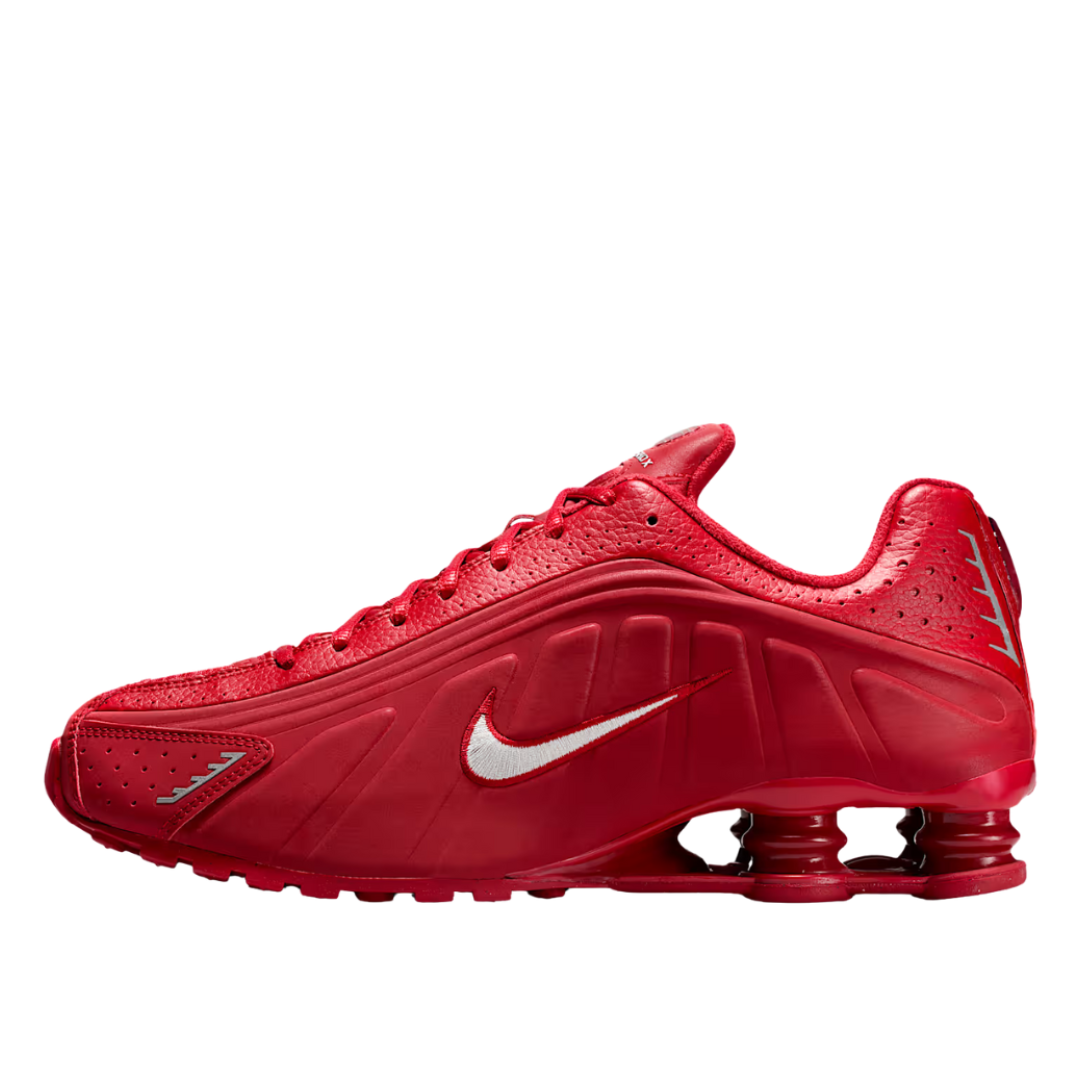 2 Nike Shox R4 sneaker in a "Gym Red" - Imagen 1
