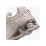 Nike Shox R4 | Plateado | Rojo - Imagen 4