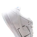 SB DUNK Low "Jeff Staple" - Imagen 2