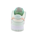 SB DUNK Low "Barely Green" - Imagen 2