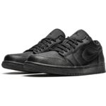 AIR JORDAN 1 Low "Triple Black" - Imagen 4
