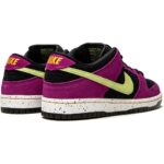 SB DUNK Low "Garnet and black" - Imagen 3