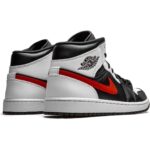 AIR JORDAN 1 High "Black Chile Red" - Imagen 3