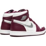AIR JORDAN 1 High "Bordeaux" - Imagen 4