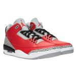 AIR JORDAN RETRO 3 "Unite Fire Red" - Imagen 3
