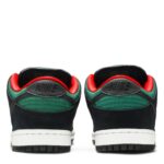 SB DUNK Low "Black and green" - Imagen 4