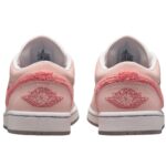 AIR JORDAN 1 Low "Mighty Swooshers" - Imagen 7