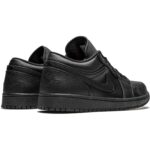 AIR JORDAN 1 Low "Triple Black" - Imagen 5