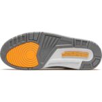 AIR JORDAN RETRO 3 "Orange Laser" - Imagen 4
