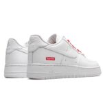 AIR FORCE 1 x SUPREME "White Red" - Imagen 3