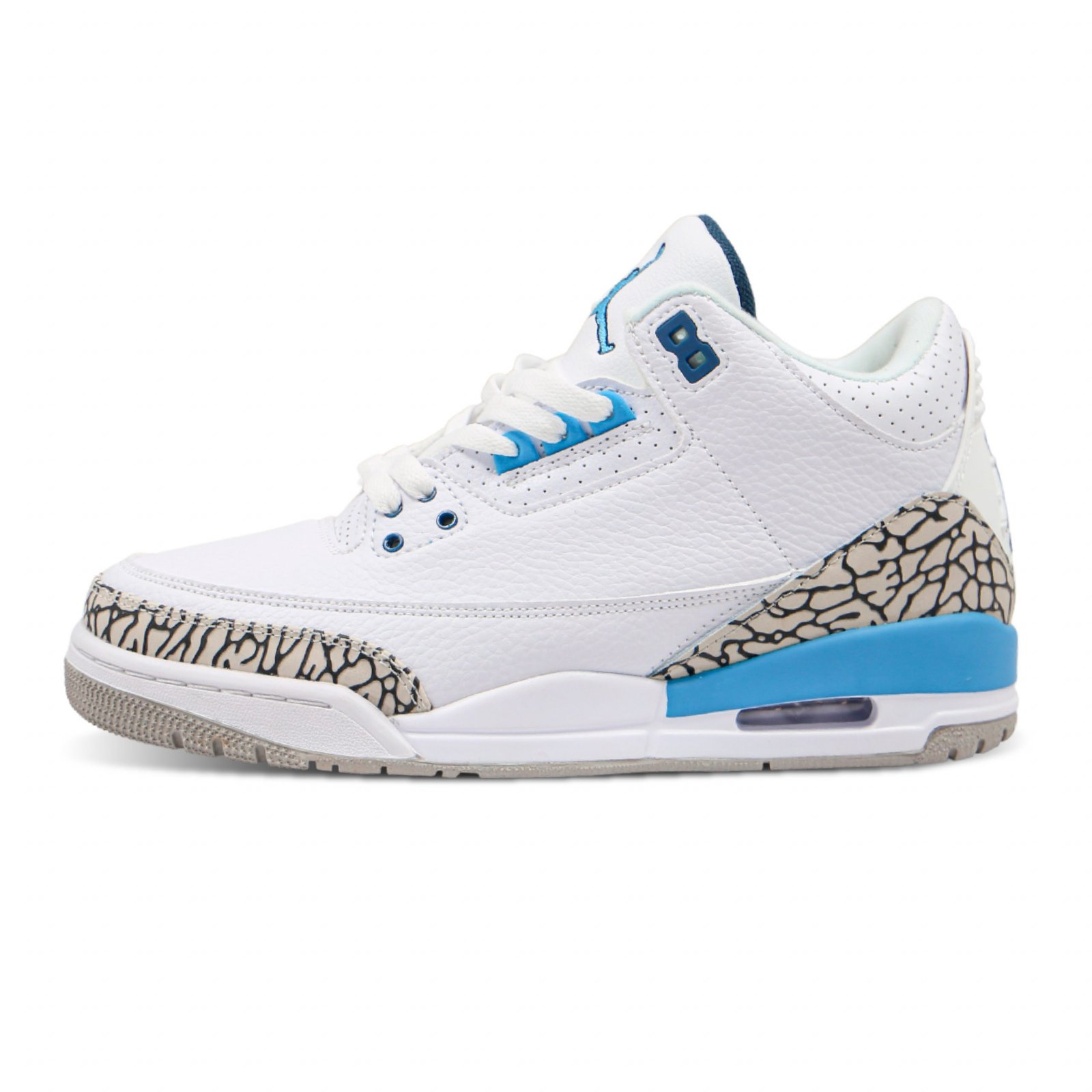 Jordan-Retro-3-_UNC-2020__Mesa-de-trabajo-1-1-scaled-1.jpg AIR JORDAN RETRO 3 "UNC 2020" - Imagen 1