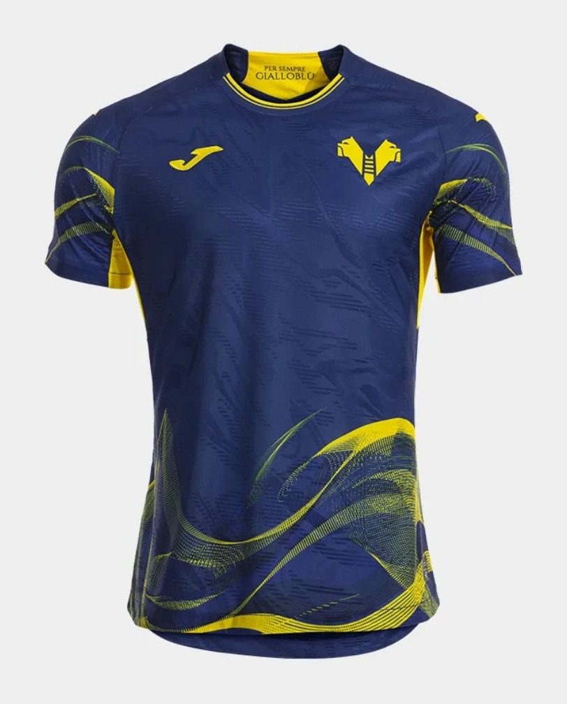 imgi_16_WBgbJurQlNafM02.jpg CAMISETA HELLAS VERONA LOCAL 25/26 - Imagen 1