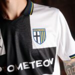 CAMISETA PARMA CALCIO LOCAL 25/26 - Imagen 2